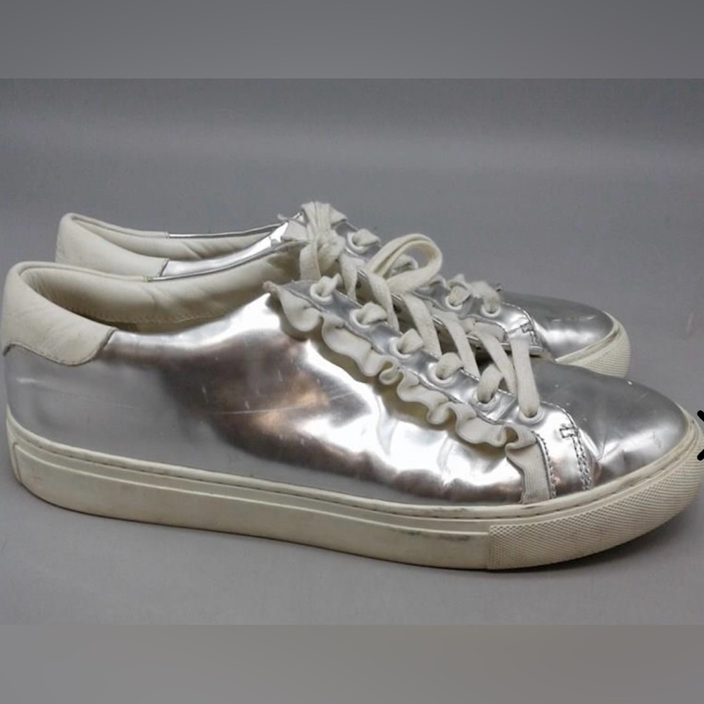 Tory Burch Silver Metallic Leather Ruffle Trim Sneakers SZ 9.5